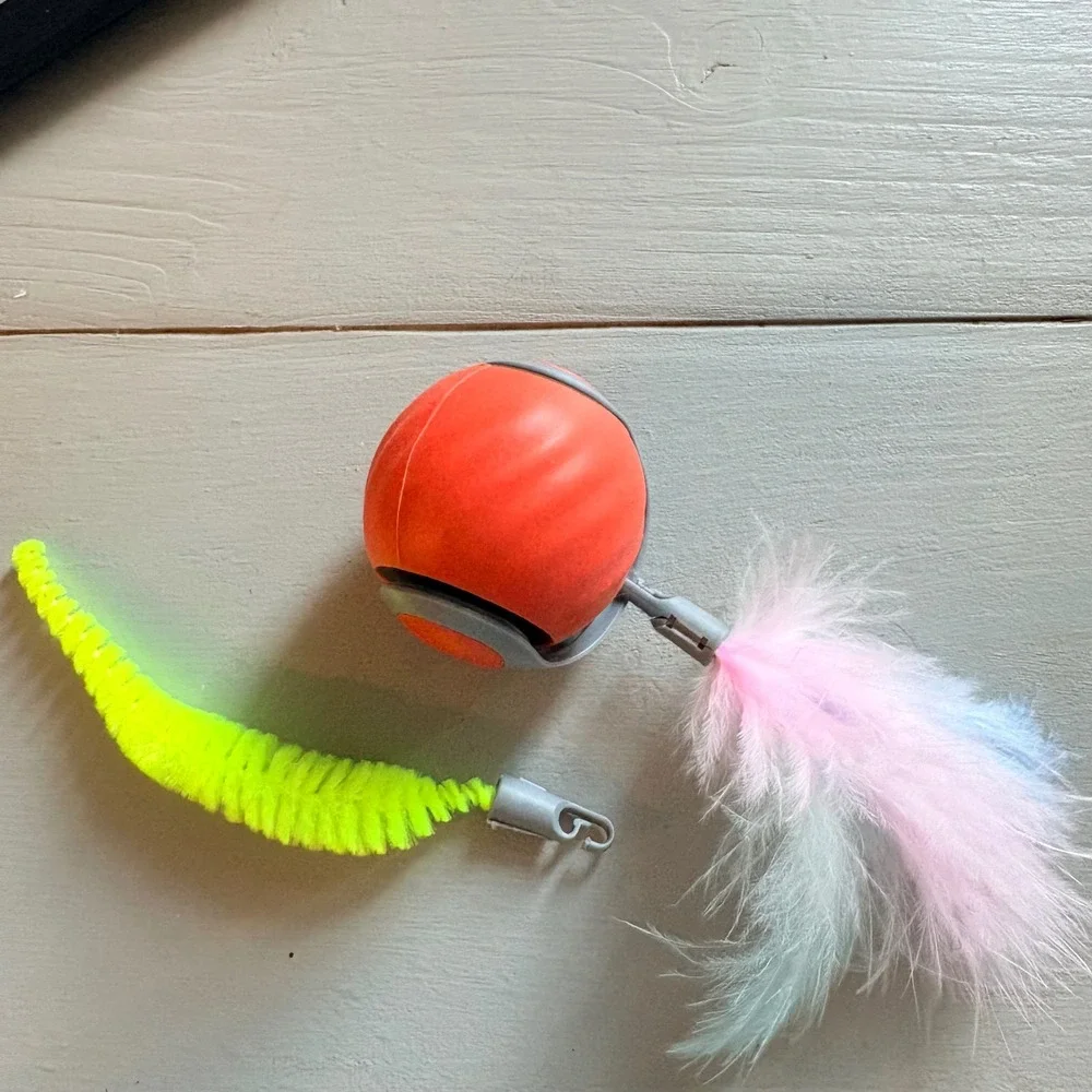 Petgravity Interactive Rolling Ball Cat Toy Feather Worm Attachment TESTED WORKS